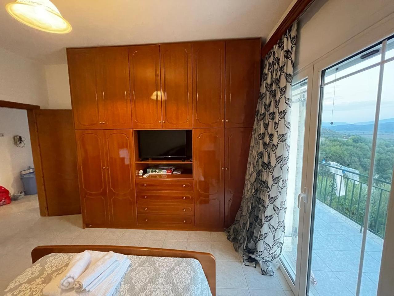 Anagnostis Apartment